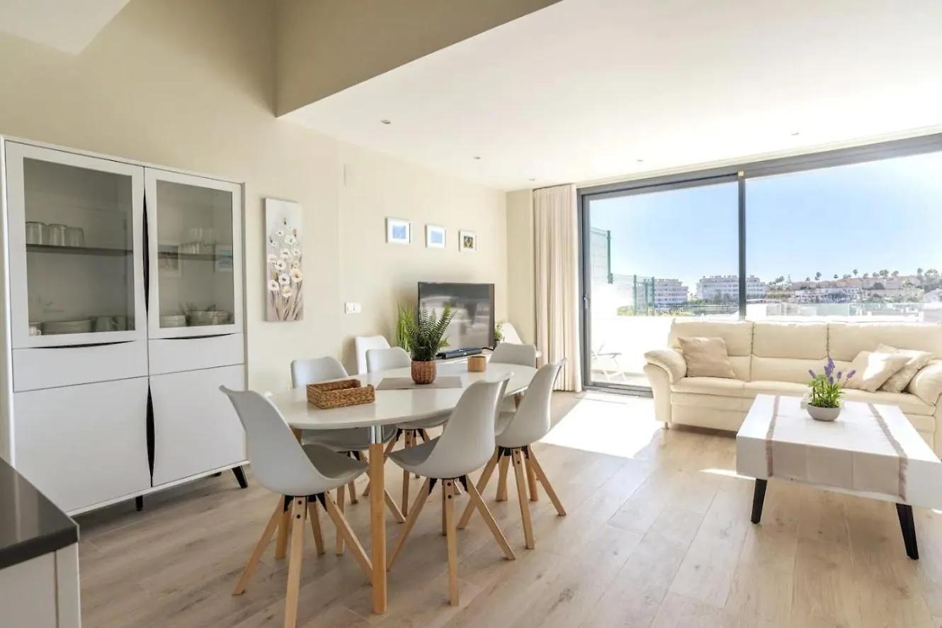 Beach Terraced House Close Town location